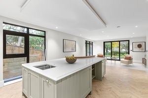 Photo 14- click for photo gallery